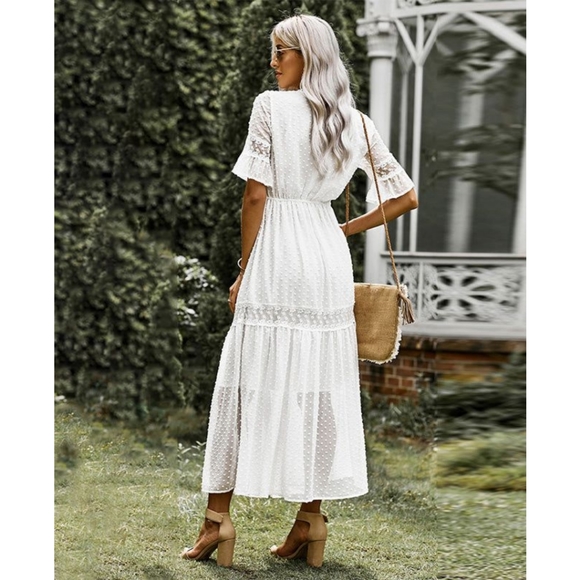 LAST ONE! Plus Size White Lace And Swiss Dot V-Neck Maxi Dress - Picture 4 of 4